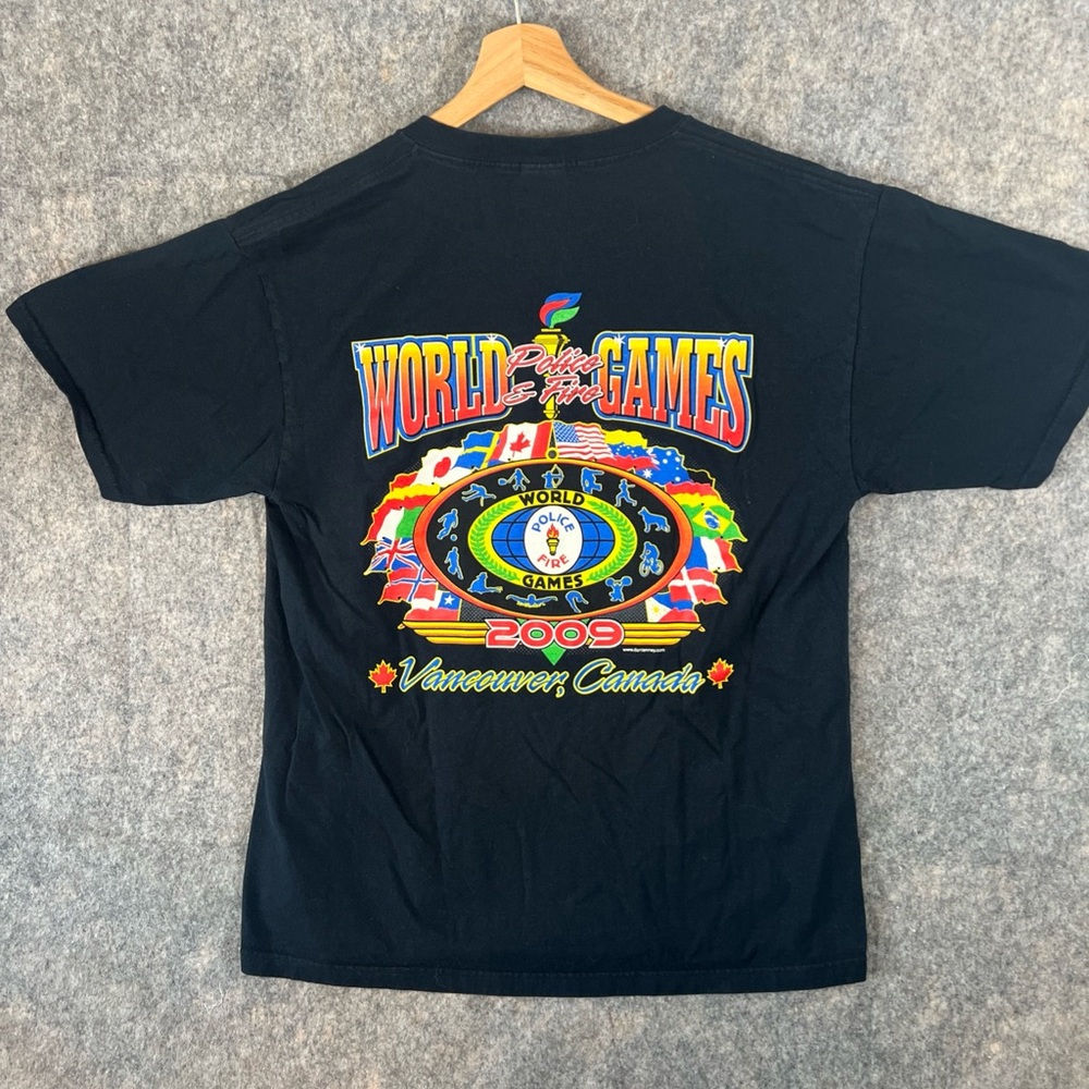 Vintage Y2K Fruit of the Loom Black World Games T-Shirt men’s large